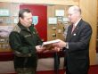 Theodore Sedgwick navštívil martinský Prápor výcviku 3