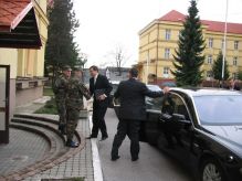 Minister vo výcvikových školách